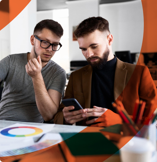 two-person-discussing-about-types-of-investor-visa-in-uae